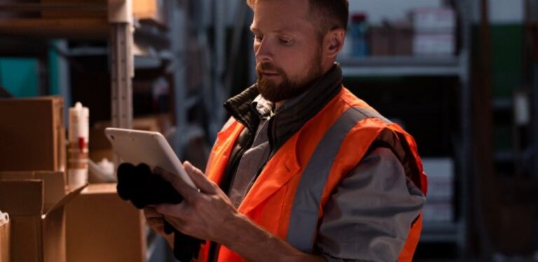 As vantagens de usar tecnologia na gestão de transportadoras